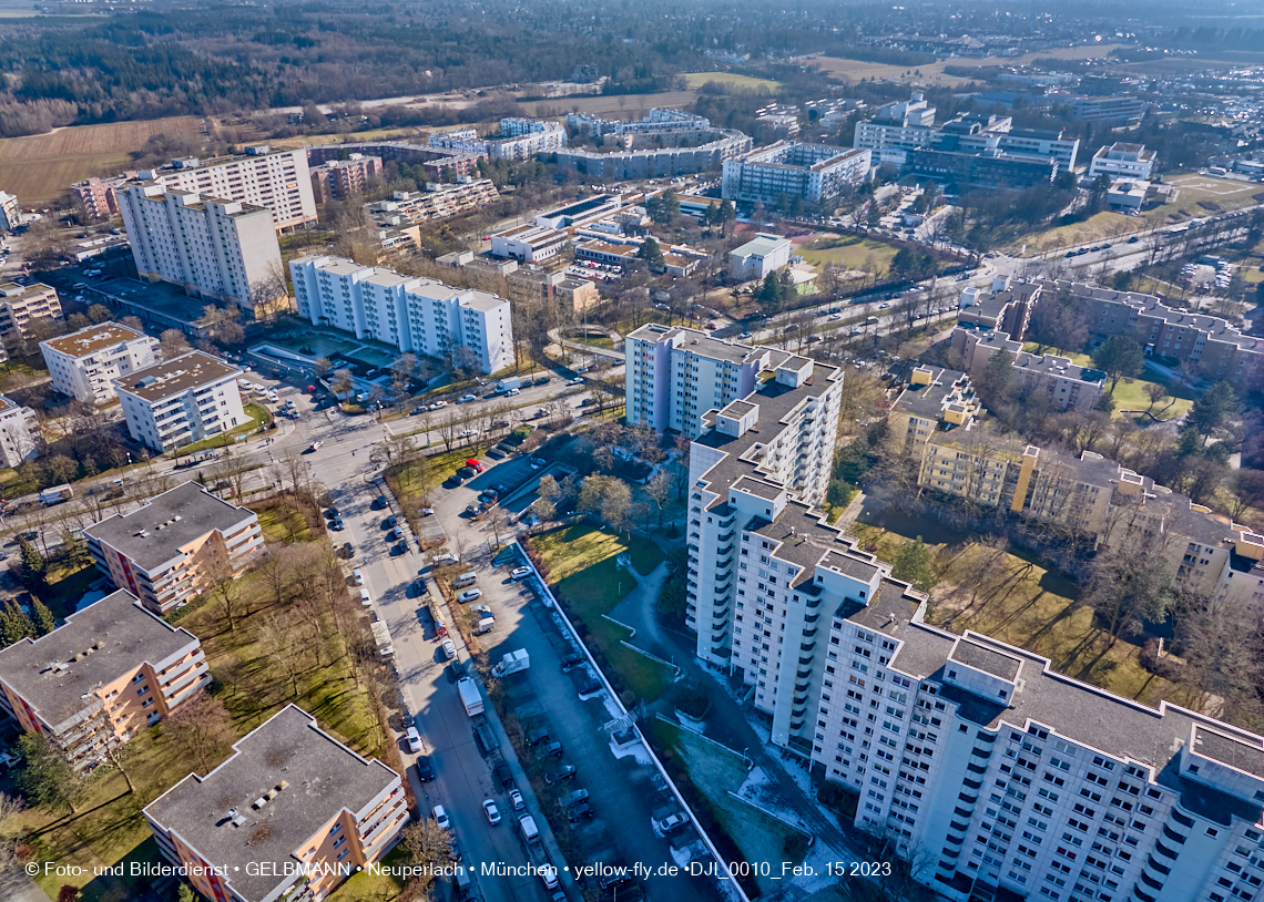 15.02.2023 - Marx-Zentrum und Karl-Marx-Ring mit Umgebung in Neuperlach
